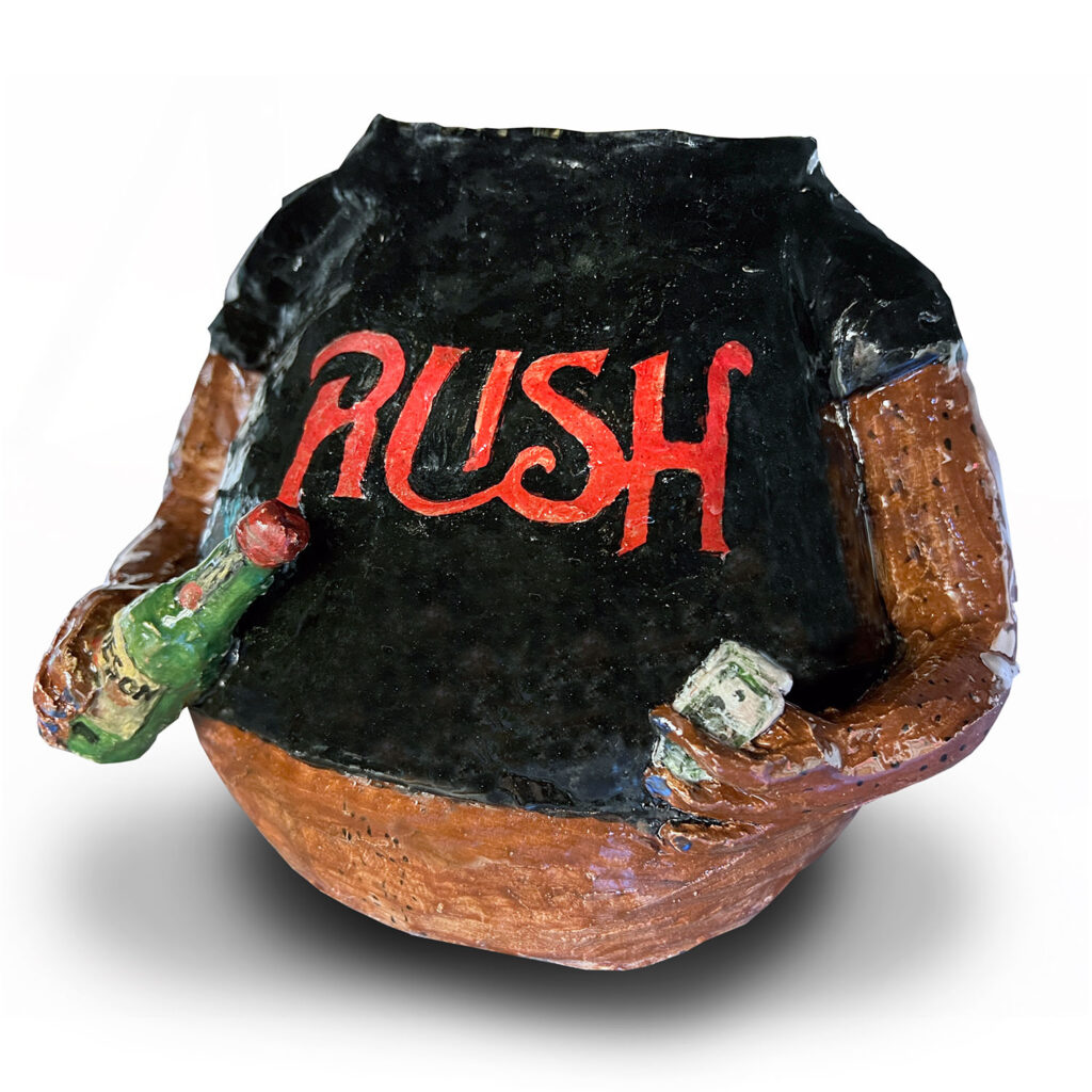 Dasha Bazanova, Rush fan vase, ceramic